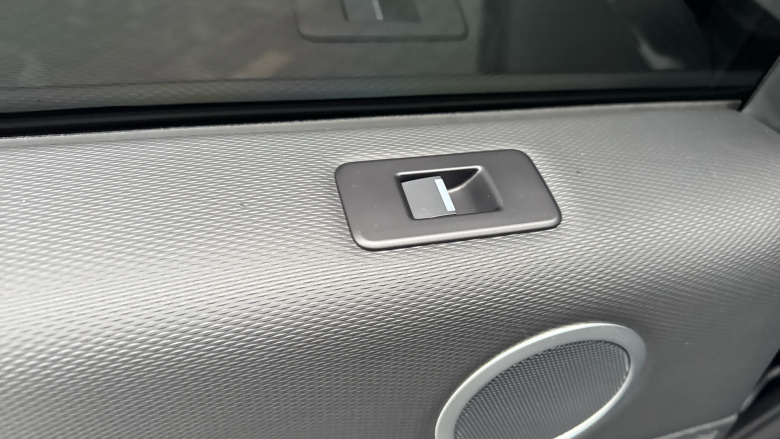 Land Rover Discovery 3.0 D350 Dynamic SE 5dr Auto Diesel Station Wagon